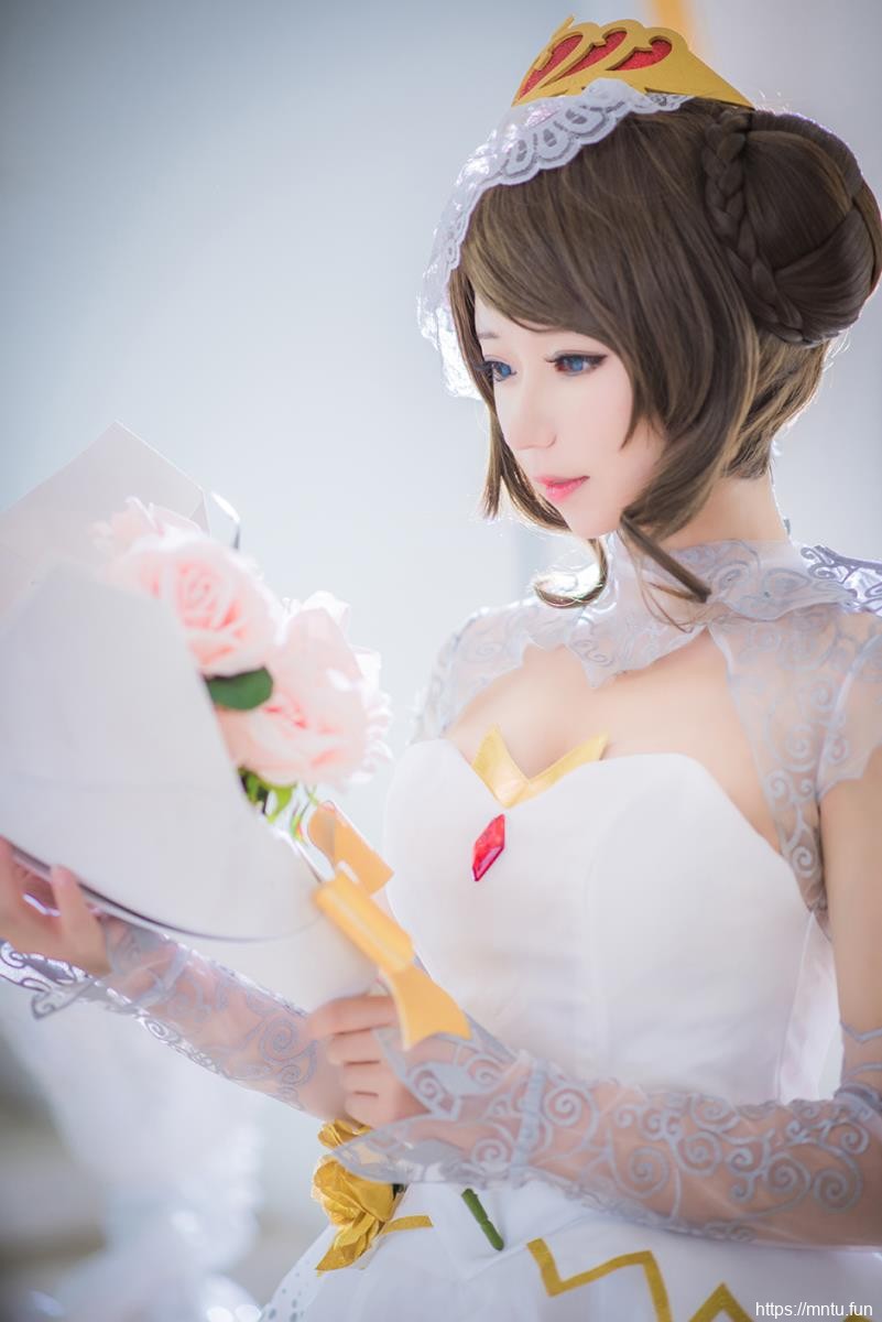 清萌学生妹脸脸酱种蘑菇COS王者荣耀纯白花嫁小乔