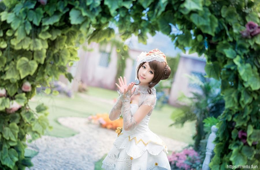 清萌学生妹脸脸酱种蘑菇COS王者荣耀纯白花嫁小乔