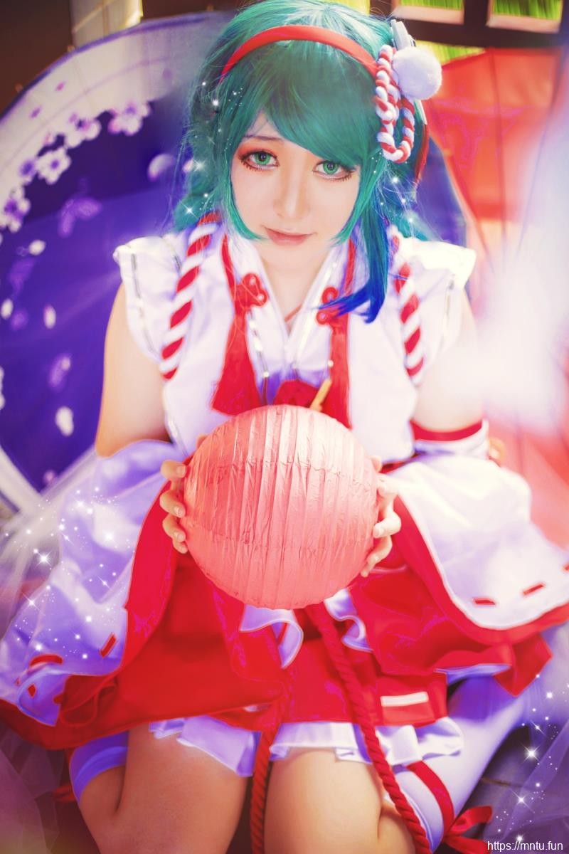 钟离弃COS王者荣耀大乔伊势巫女