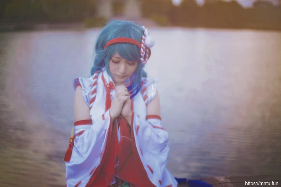 钟离弃COS王者荣耀大乔伊势巫女