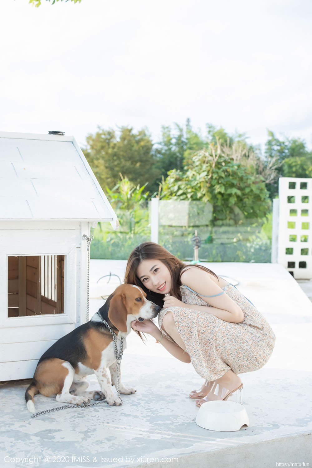 许愿Sabrina《丝袜美腿视觉引诱》 [爱蜜社IMiss] Vol.440