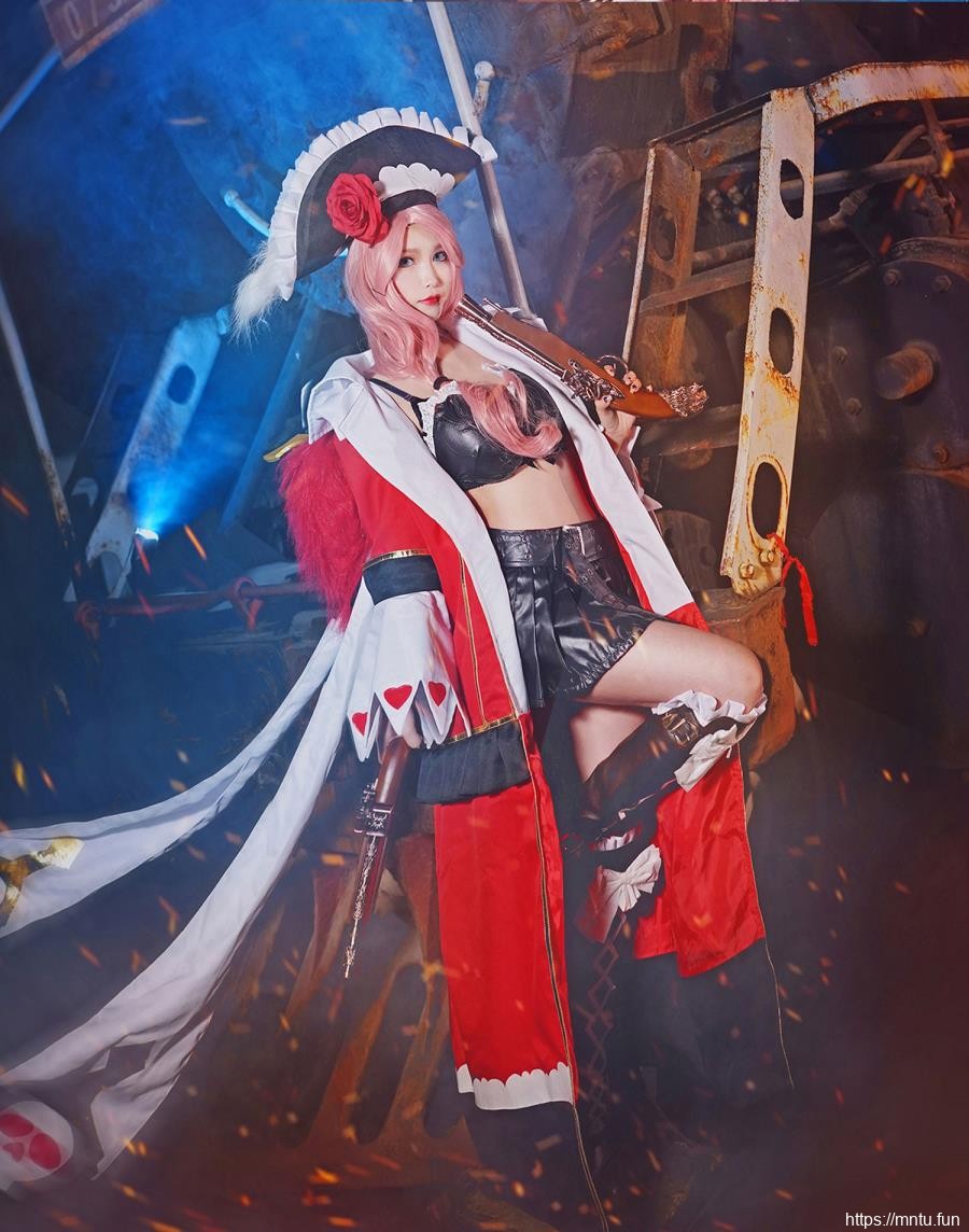 女神KUKI-小小COS王者荣耀加勒比小姐虞姬