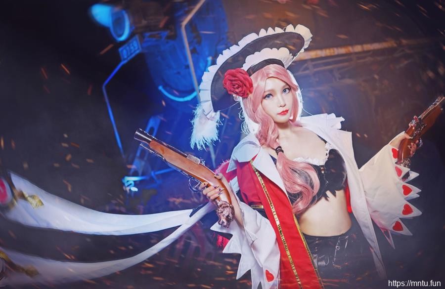 女神KUKI-小小COS王者荣耀加勒比小姐虞姬