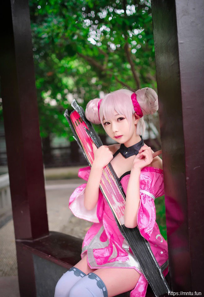 王者荣耀小乔cosplay白丝美腿大胆福利写真