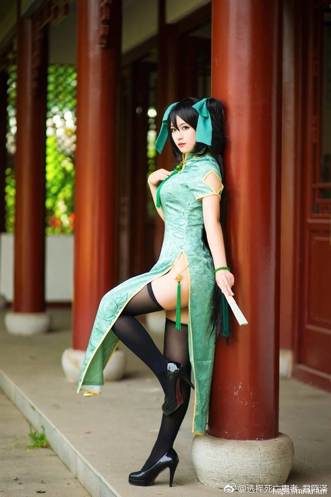 姐妹花君陌与懒猫COS王者荣耀孙尚香小乔