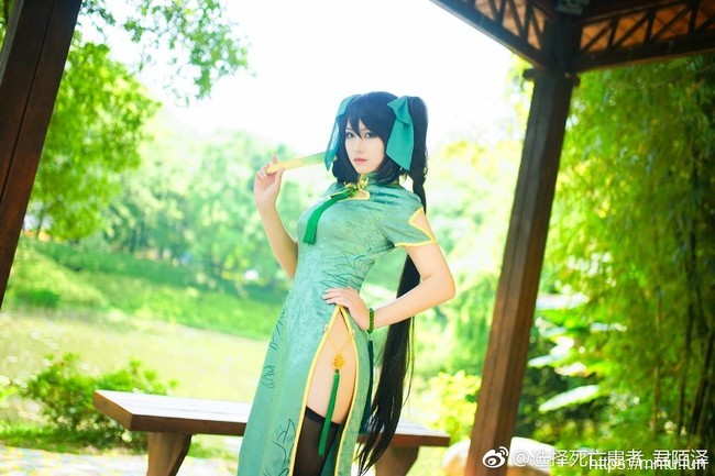 姐妹花君陌与懒猫COS王者荣耀孙尚香小乔