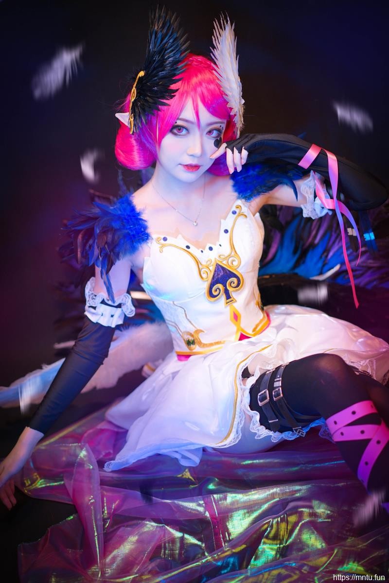 清纯少女YUKO喵_COS王者荣耀天鹅之梦小乔