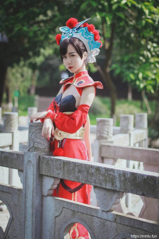 清纯美女雪猫COS王者荣耀霸王别姬虞姬