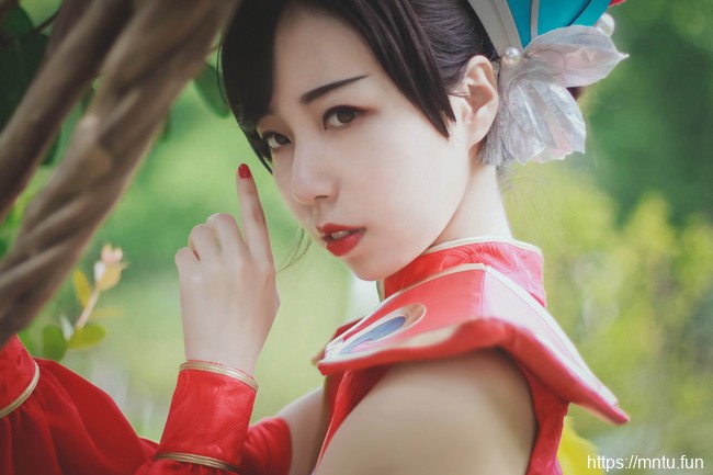 清纯美女雪猫COS王者荣耀霸王别姬虞姬