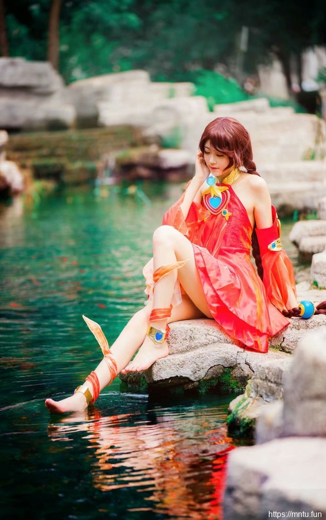 御姐玄玥裸足COS王者荣耀大乔