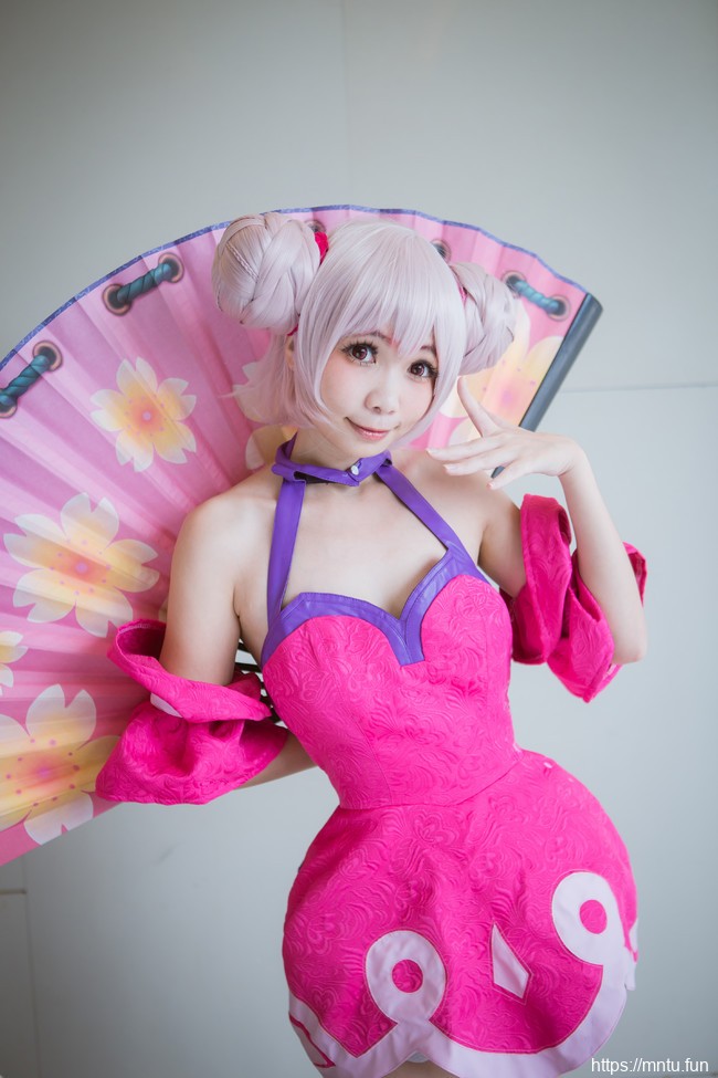 清纯美女海鲜君暑假COS王者荣耀小乔