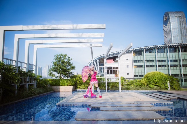 清纯美女海鲜君暑假COS王者荣耀小乔