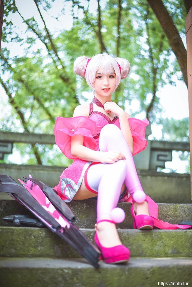 双马尾萝莉洛雨雨雨雨COS王者荣耀小乔