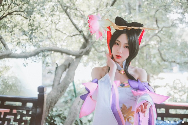 白丝御姐汪汪不给仙贝COS王者荣耀貂蝉