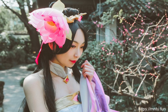 白丝御姐汪汪不给仙贝COS王者荣耀貂蝉