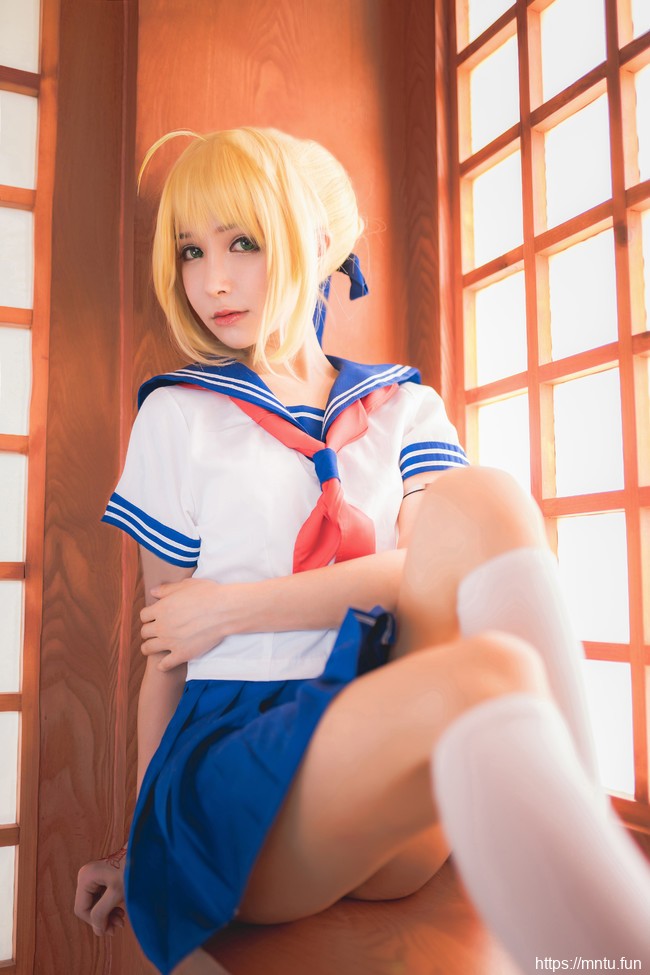 制服一千只猫薄禾COS扮演Fate/Stay-Night阿尔托莉雅