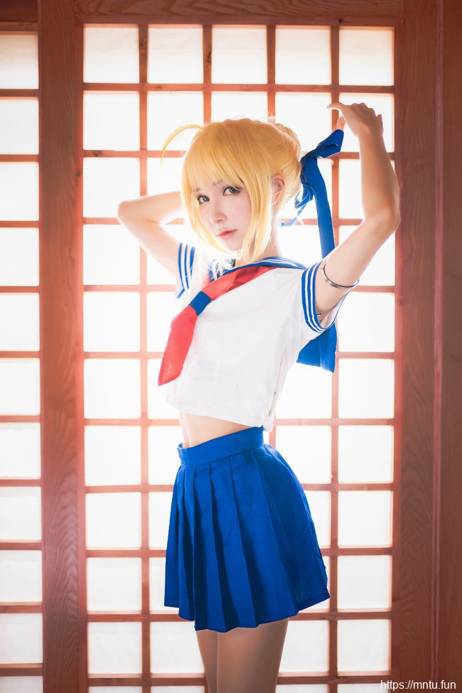 制服一千只猫薄禾COS扮演Fate/Stay-Night阿尔托莉雅