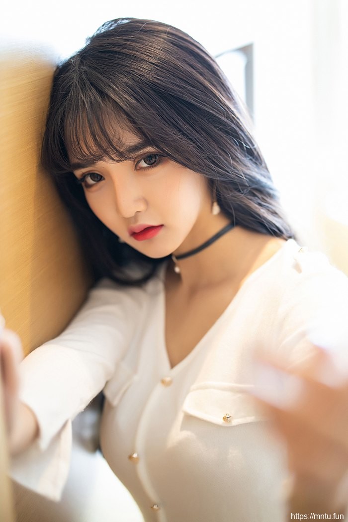 童颜迷妹Miko酱肉丝美腿撩人十足