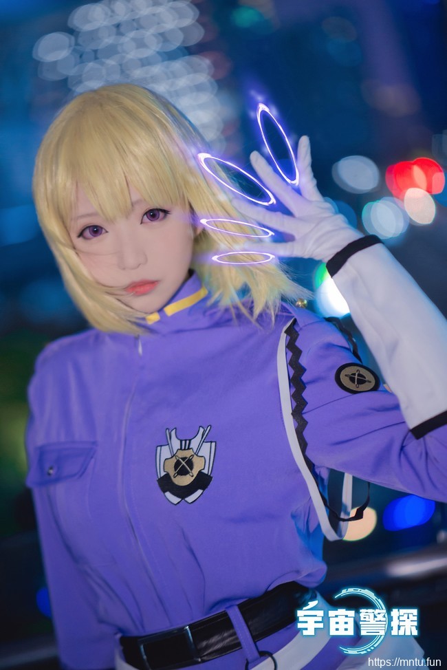 美女萝莉青青子wCOS扮演宇宙警探eldlive其方美铃