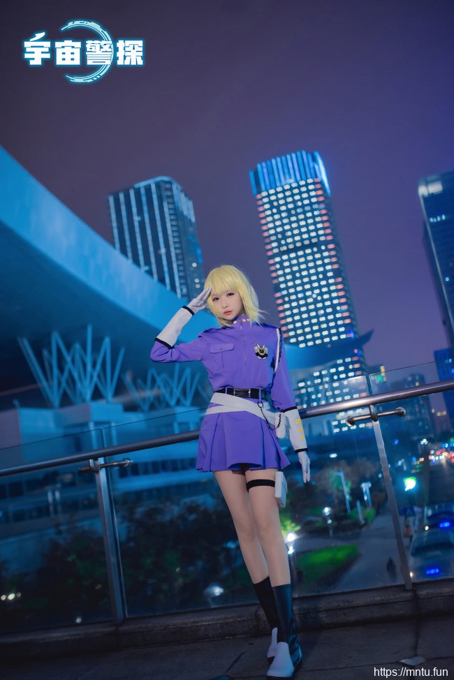 美女萝莉青青子wCOS扮演宇宙警探eldlive其方美铃