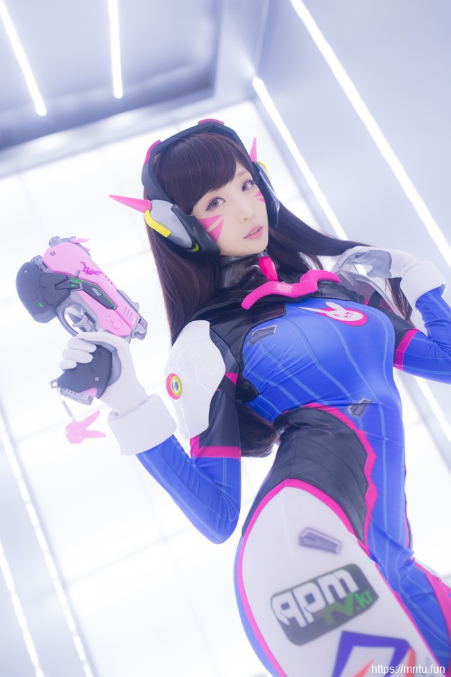 清纯美少女青青子wCOS扮演守望先锋D-Va