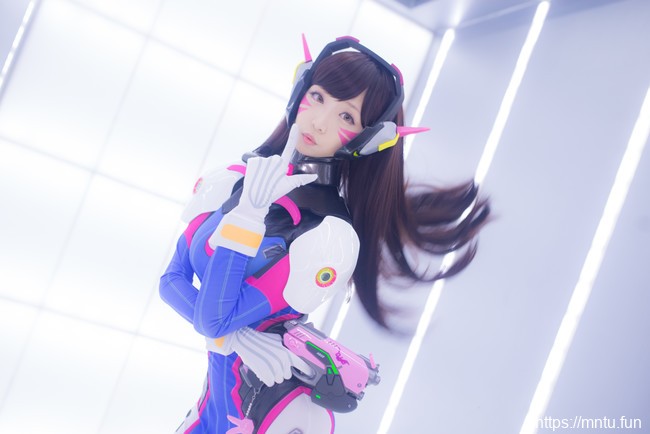 清纯美少女青青子wCOS扮演守望先锋D-Va