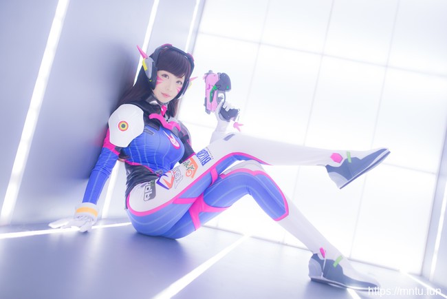清纯美少女青青子wCOS扮演守望先锋D-Va