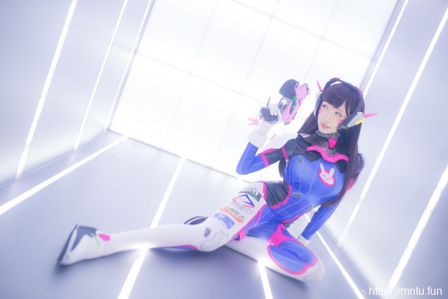 清纯美少女青青子wCOS扮演守望先锋D-Va