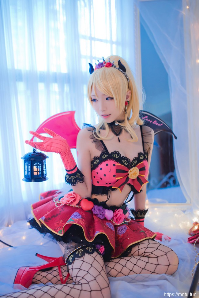 无敌美少女青青子wCOS扮演LOVE-LIVE绚濑绘里