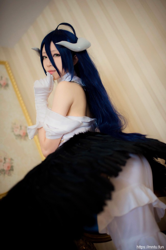 性感美女青青子wCOS扮演OVERLORD雅儿贝德福利套图