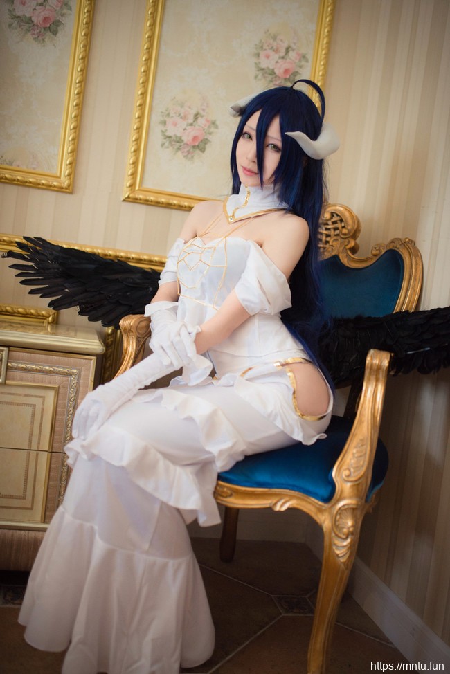 性感美女青青子wCOS扮演OVERLORD雅儿贝德福利套图