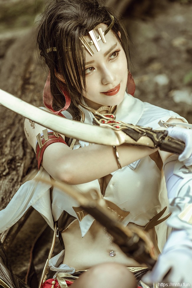 御姐沐沐无敌COS扮演剑侠情缘雪河喵姐