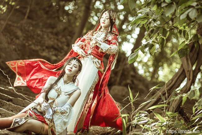 御姐沐沐无敌COS扮演剑侠情缘雪河喵姐