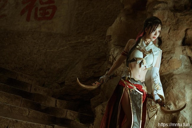 御姐沐沐无敌COS扮演剑侠情缘雪河喵姐