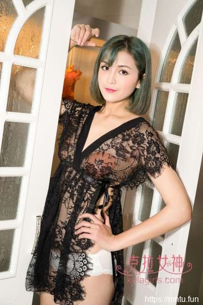 朵哈顾盼流连写真套图~