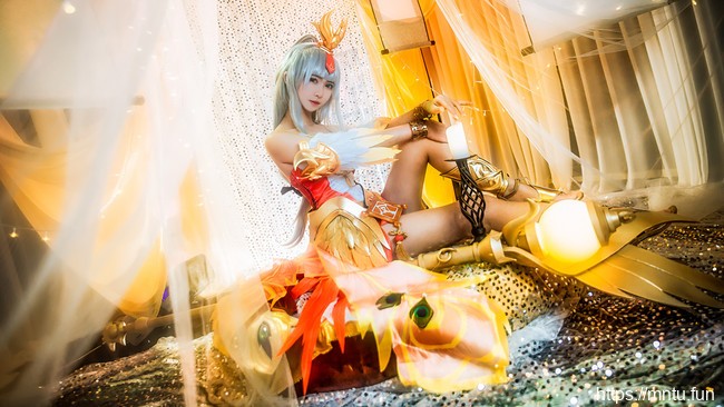 萝莉御姐鳗鱼霏儿COSPLAY王者荣耀凤凰于飞王昭君