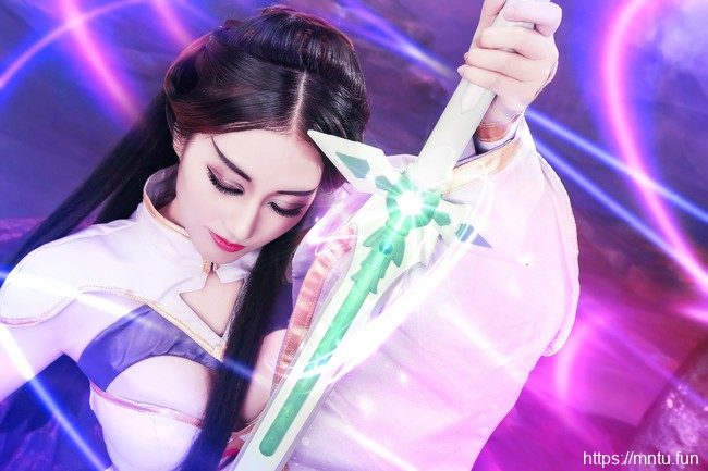 性感御姐林兮COS王者荣耀紫霞仙子露娜