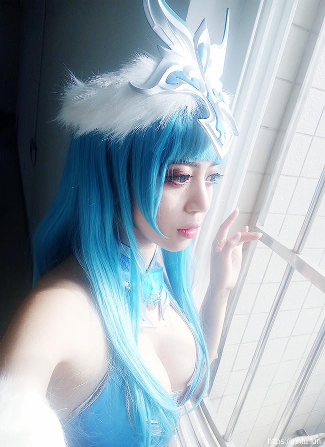 清纯萝莉yuer COS王者荣耀冰霜女神王昭君