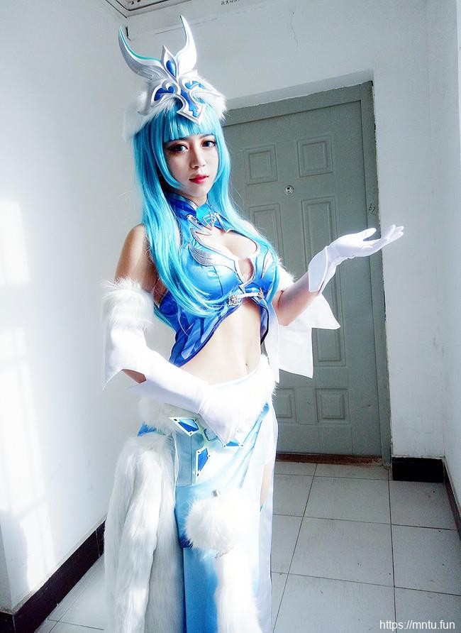 清纯萝莉yuer COS王者荣耀冰霜女神王昭君