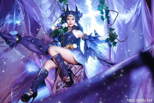 古风御姐AZ想和金克丝私奔COS王者荣耀貂蝉