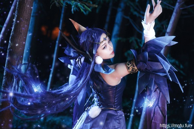 古风御姐AZ想和金克丝私奔COS王者荣耀貂蝉