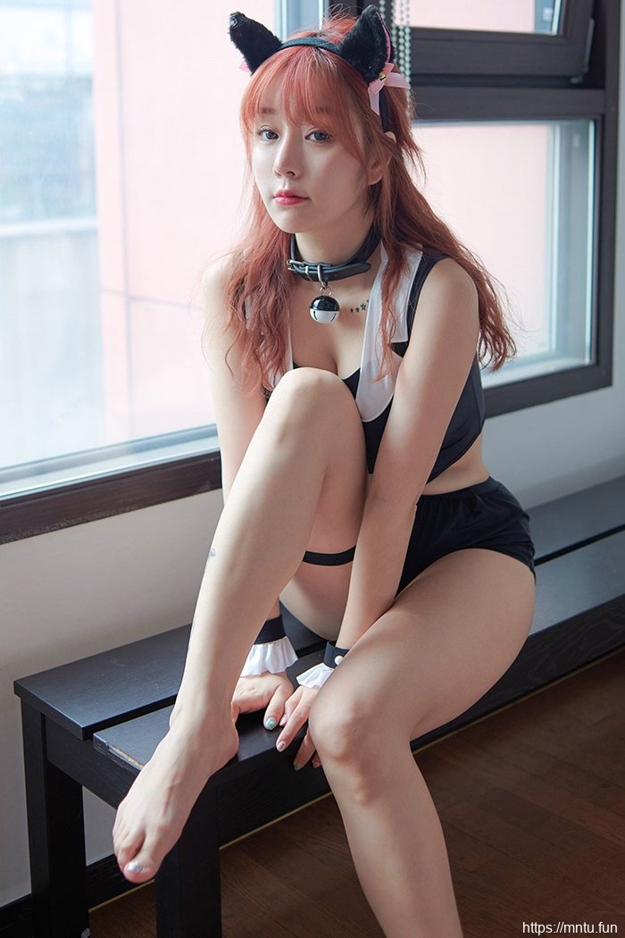 美娇娘王雨纯各式制服秀白净巨乳