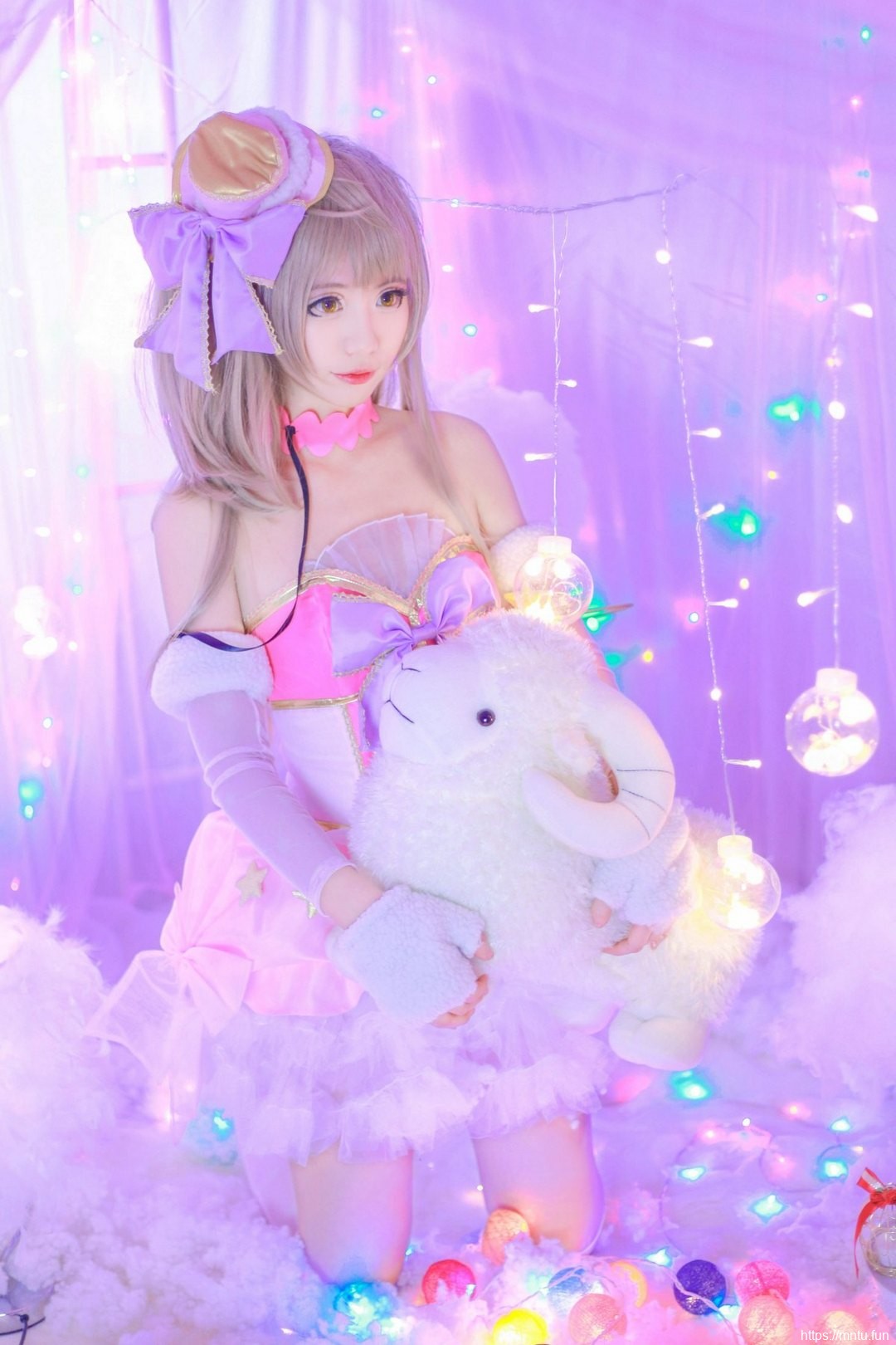 大眼萌妹子cosplay《Love-live》美少女南小鸟