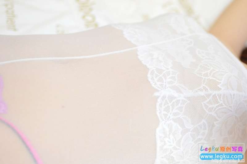 肉丝高跟丝足~写真套图