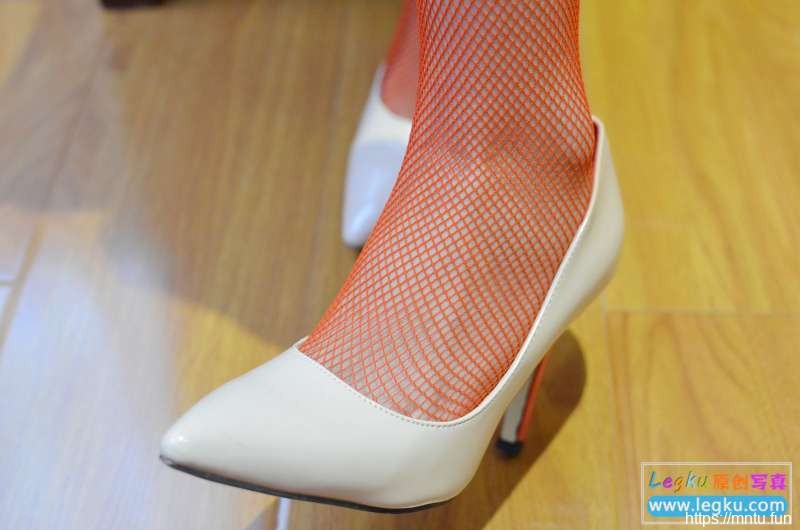 红丝网袜~写真套图