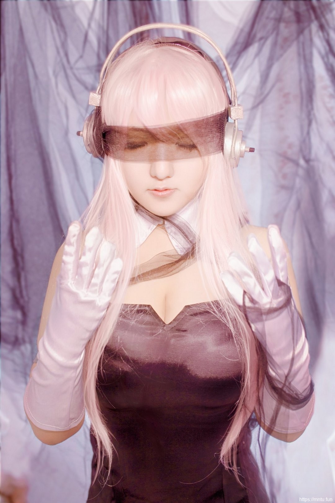 日系美女酥胸美腿cosplay修女超级索尼子