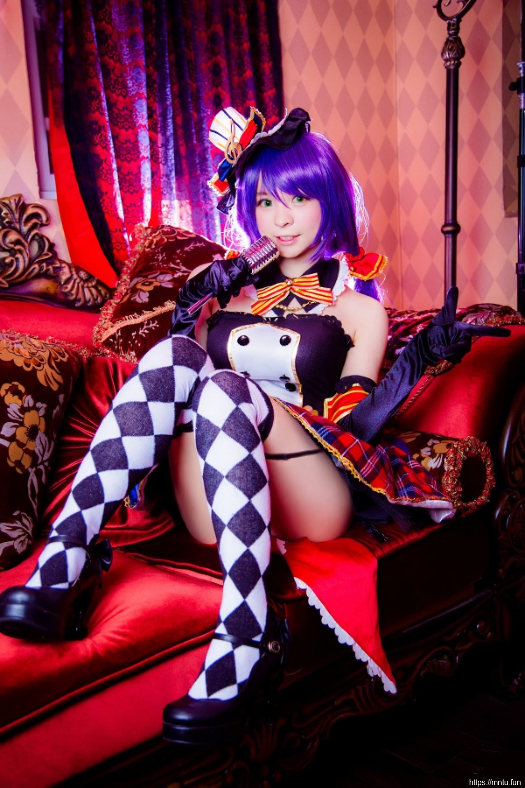 可爱美女女仆装cosplay东条希露美胸