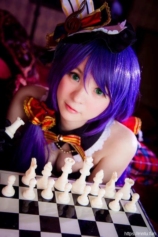 可爱美女女仆装cosplay东条希露美胸