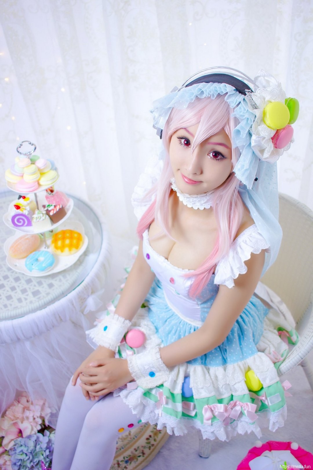 低胸迷你短裙美女cosplay动漫人物超级索尼子