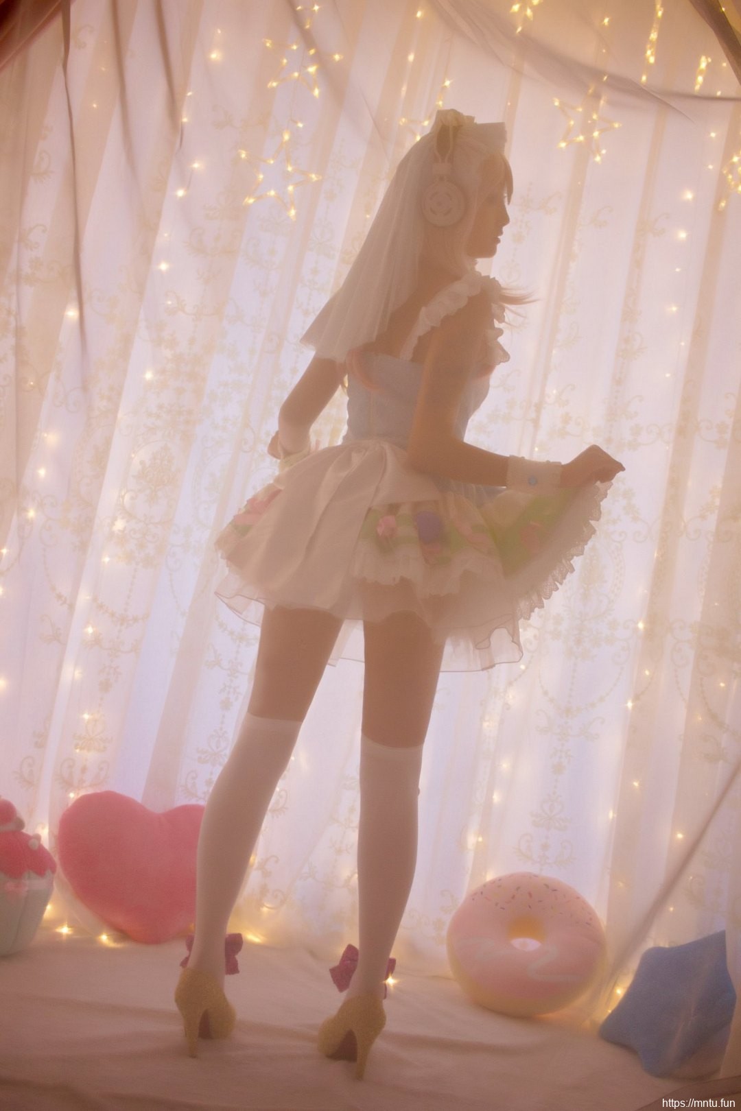 低胸迷你短裙美女cosplay动漫人物超级索尼子